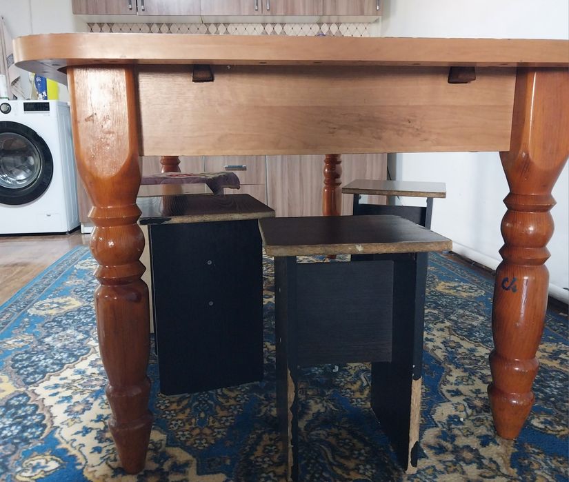 Продам дубовый стол