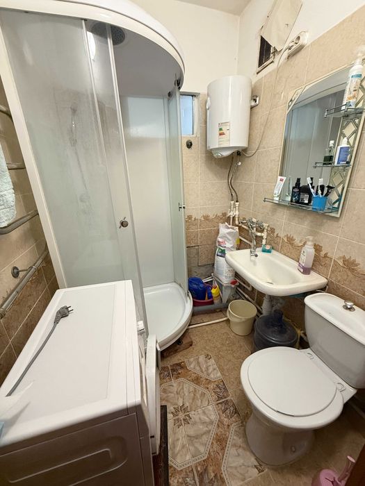 Продается 1-ком квартира  в кирпичном доме 17 мкр-н