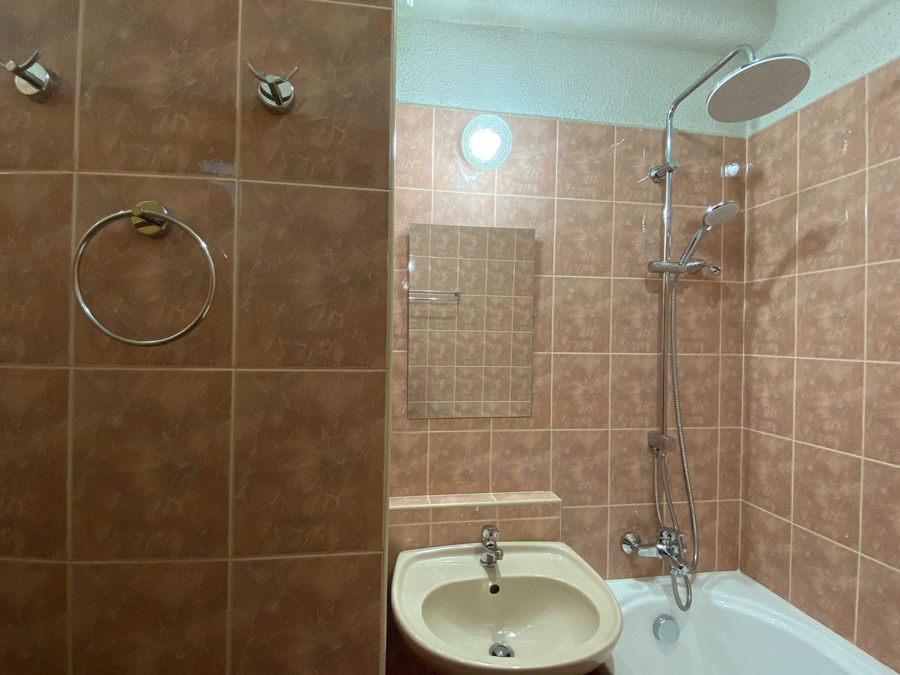 Дава се под наем Двустаен апартамент в София, Стрелбище - 52 кв.м за 550 € - Снимка #10