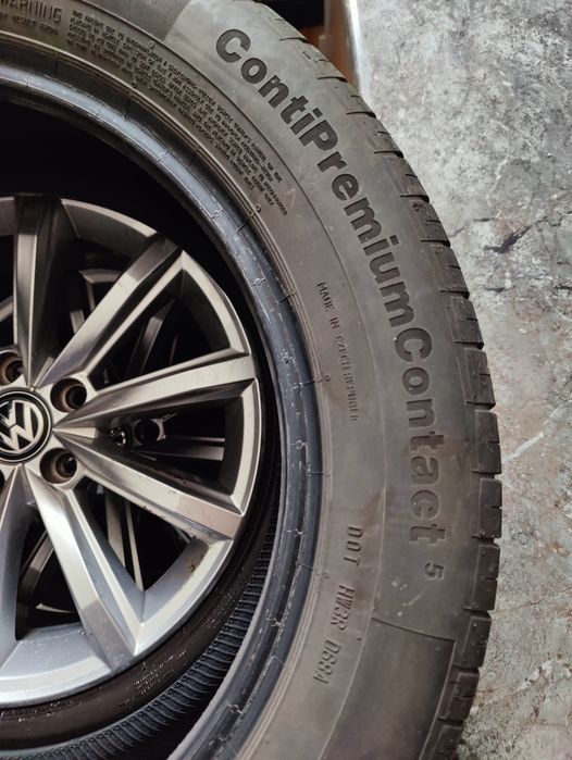Anvelope ContiPremiumContact 215 55 r17