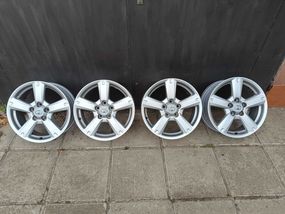 ОРИГИНАЛНИ джанти 17 ' 5х114,3 ТОЙОТА РАВ 4 / TOYOTA RAV4 ET45 7J 66,1