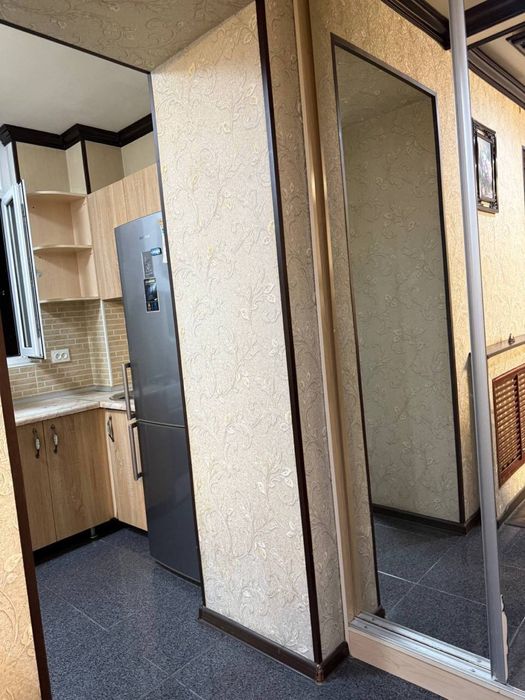 Ц13 Шайхантахурскмй район 2/2/4 Кирпич Орр-ресторан Quadro