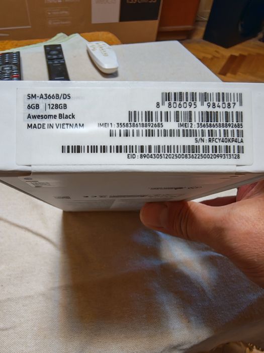 Samsung A36 5G -128GB - Чисто нов!