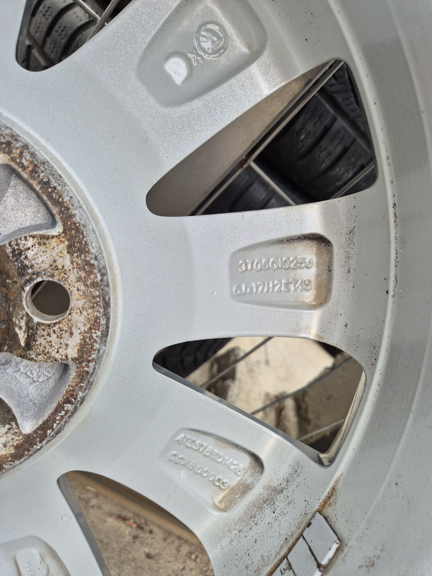 Джанти Skoda 17 цола 5х112 , 6j , et45 , 205/55/17 Vw Seat  Audi
