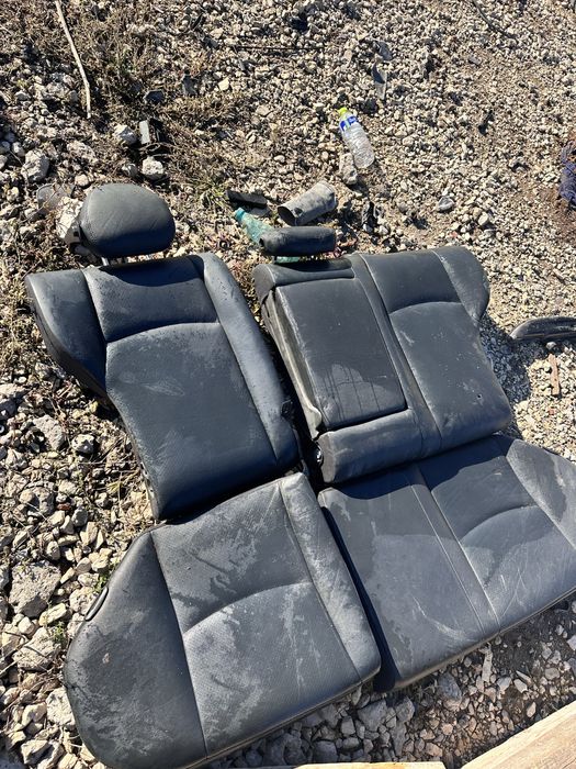 Кожен салон Mercedes C-Class W203 —  седан черен