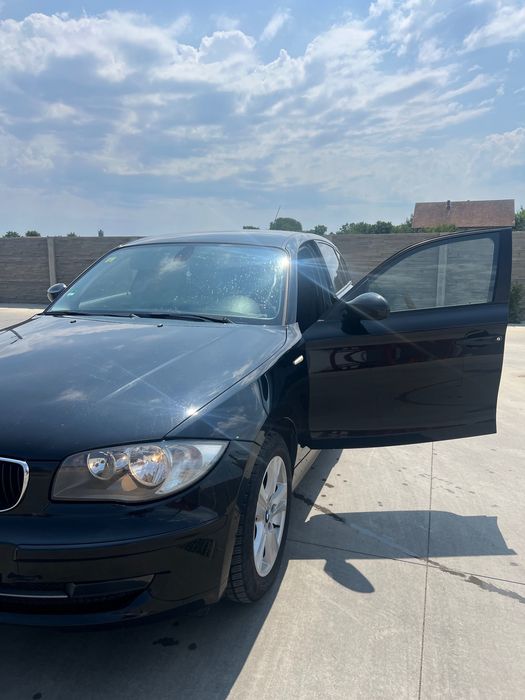 BMW serie 1.18 benzină