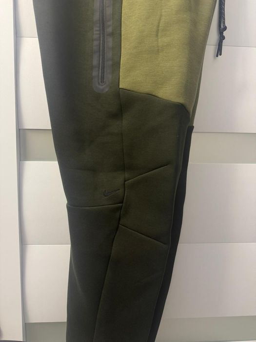 Trening nike tech mărimea M