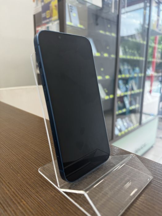 iPhone 13 / 128GB / 84% / Garantie 12 luni