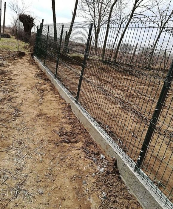 Vand garduri din plasa burdurata