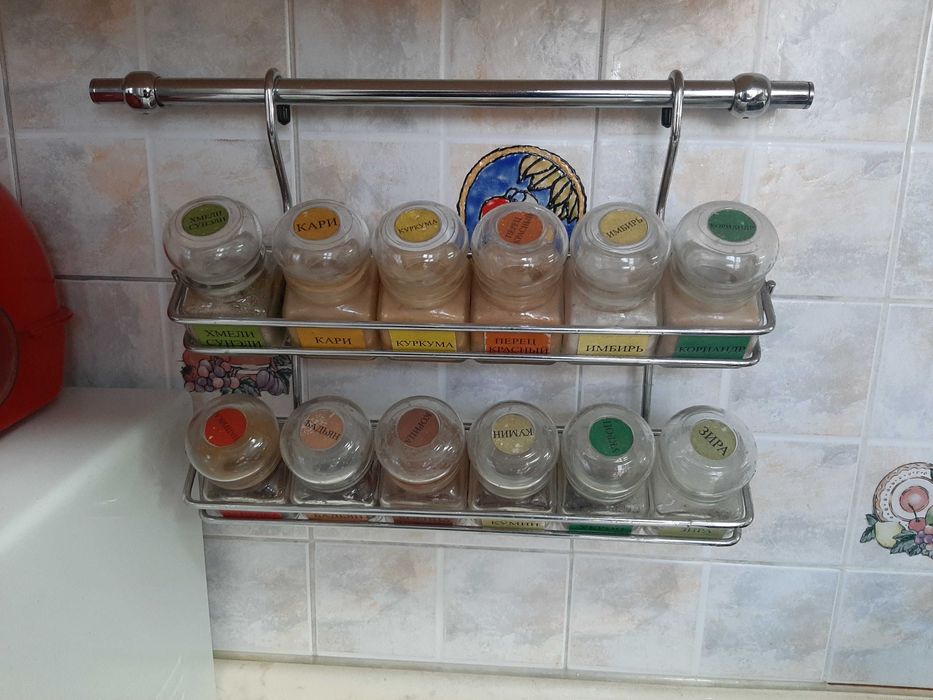 Набор подвесных стеклянных баночек для специй