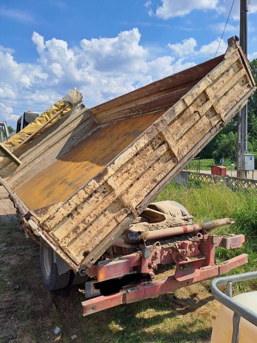 Vând Iveco Eurocargo basculabil