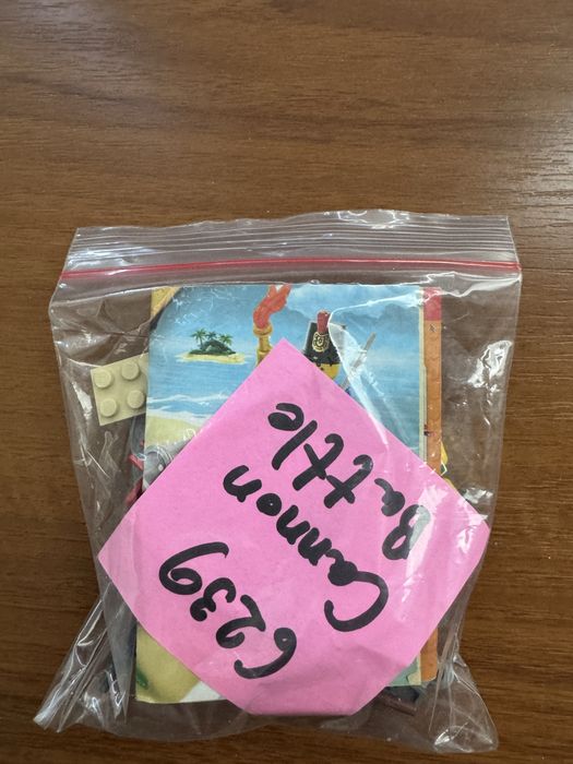 Lego Pirates - 6239- Cannon Battle