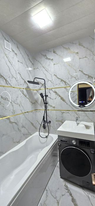 Квартира продаётся Чиланзар 3 квартал 1в2/2/4 меб тех прокуратура