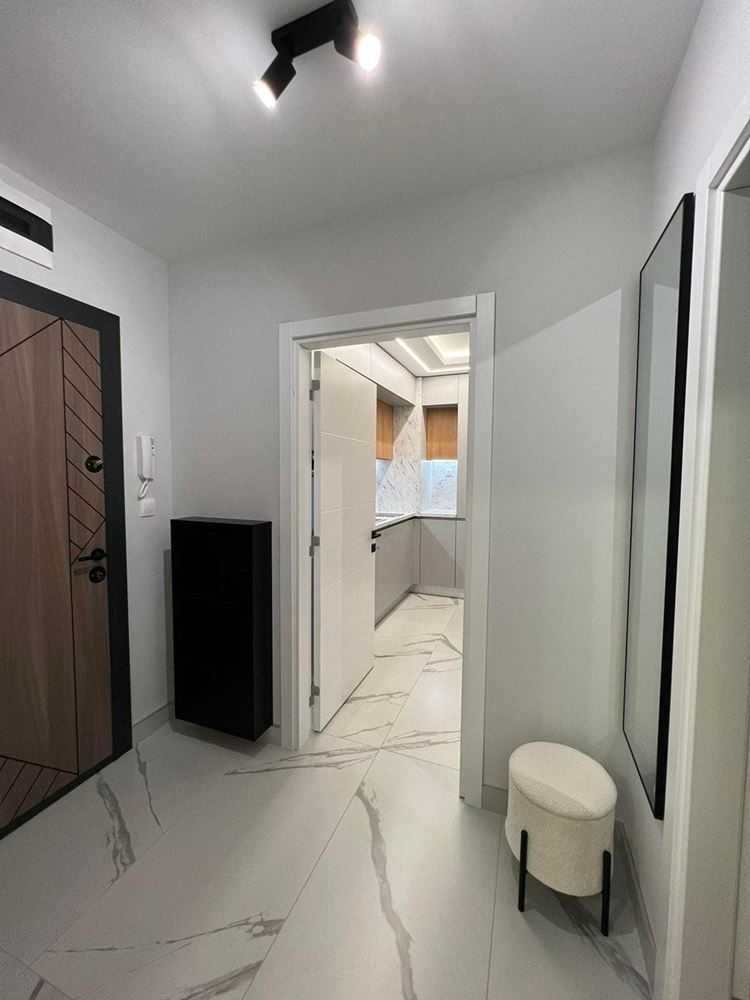Дава се под наем Двустаен апартамент в Пловдив, Остромила - 72 кв.м за 500 € - Снимка #14