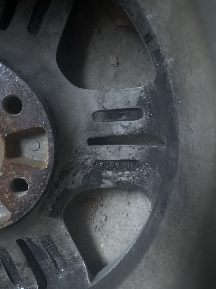 Диски 5/120 r16 vw
