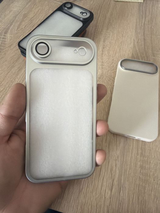 Huse Iphone 17 Air Silicon(piele)