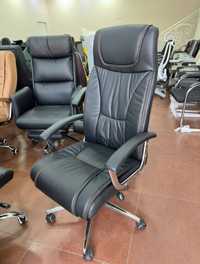 Офисные кресло модель ленох