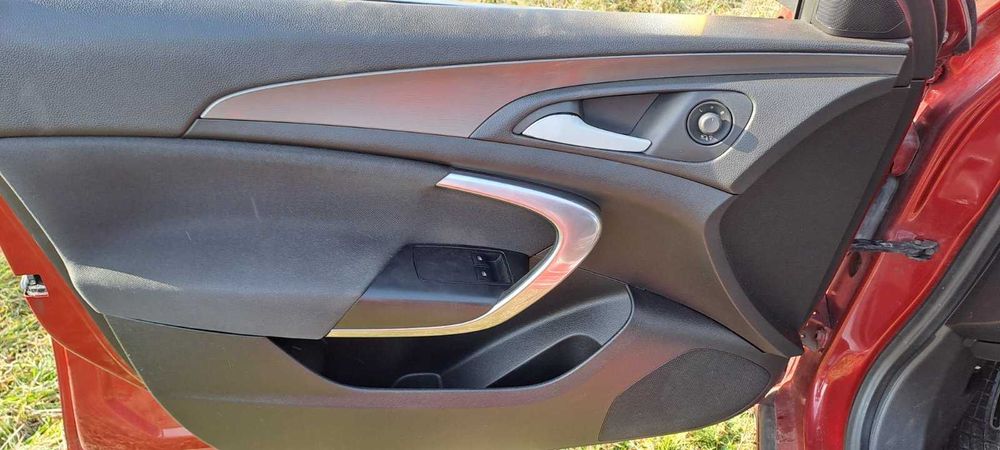 Арматурно табло за Опел Инсигниа Insugnia 2009г