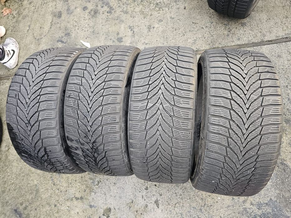 Anvelope iarna 235 40 18