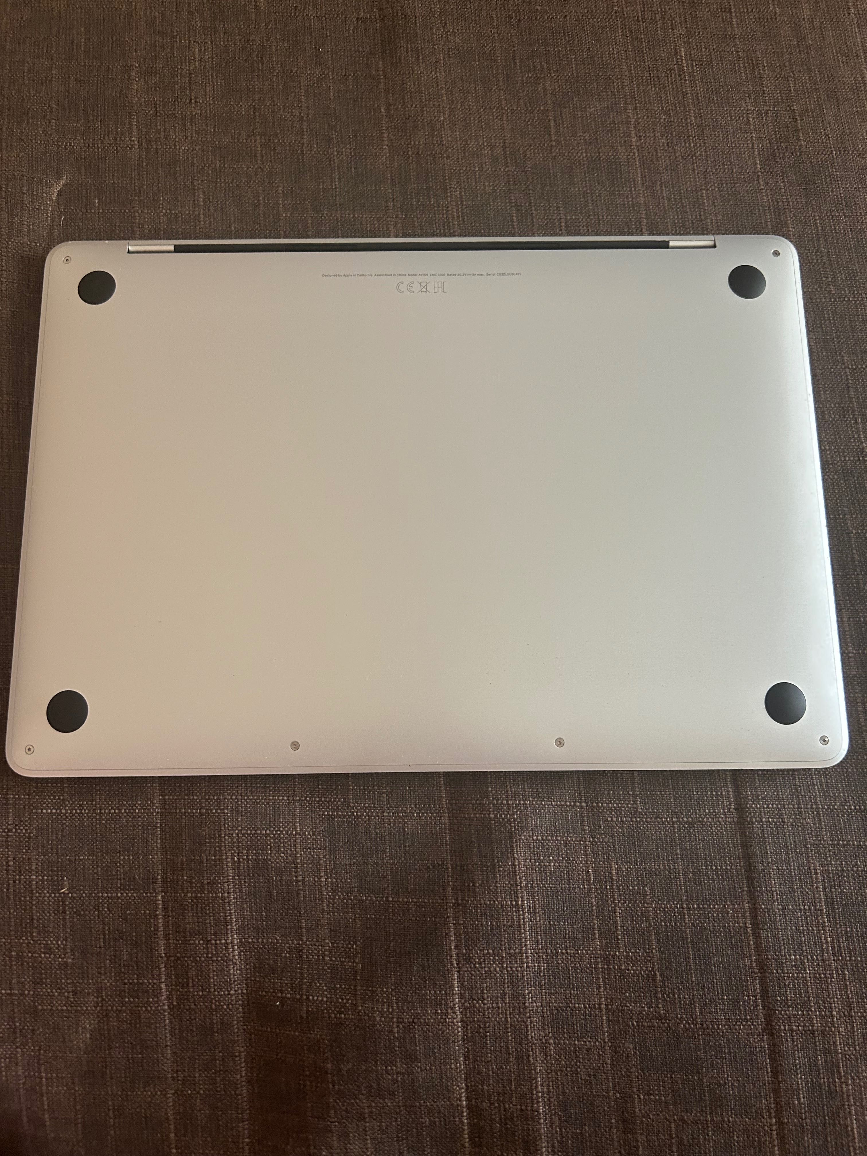 Apple MacBook Pro 13-inch, 2019 Space Gray