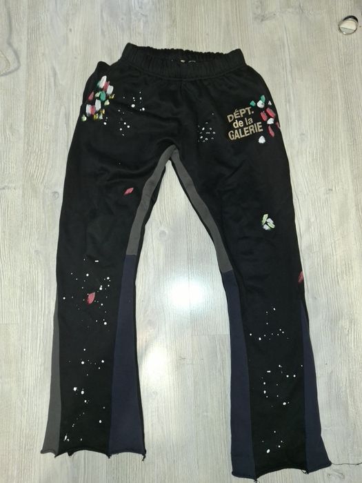 Pantaloni gallery dept