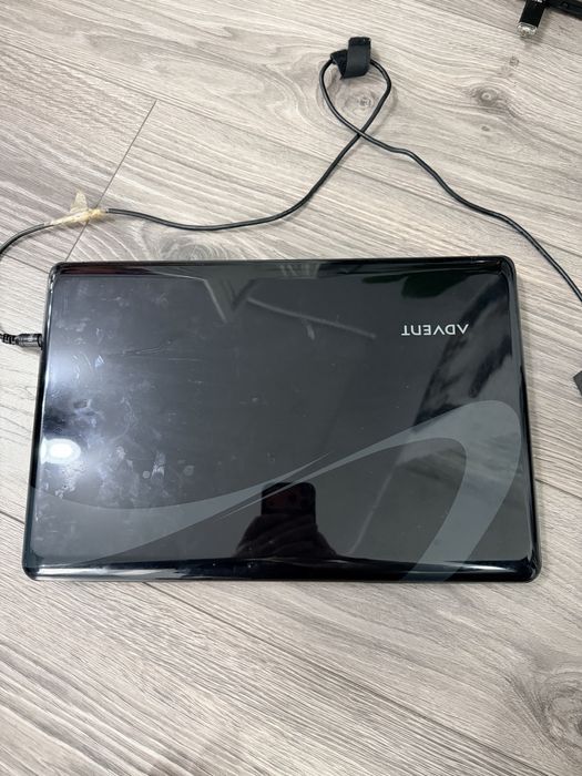 Laptop Advent Modena m101