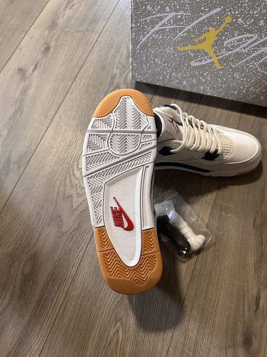 Jordan 4 Retro