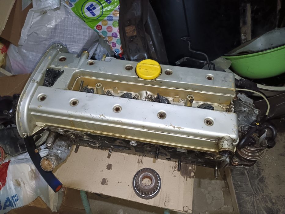 Продам головку 2.0 опель  Opel