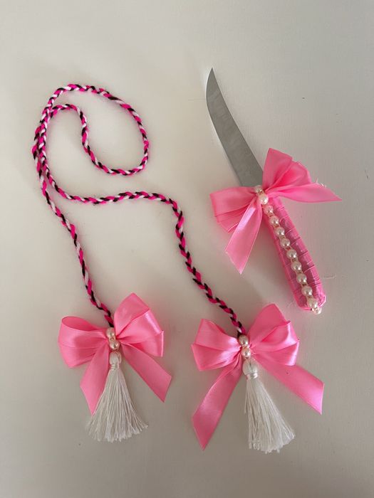 Тұсау кесуге арналған жиынтық сатылады