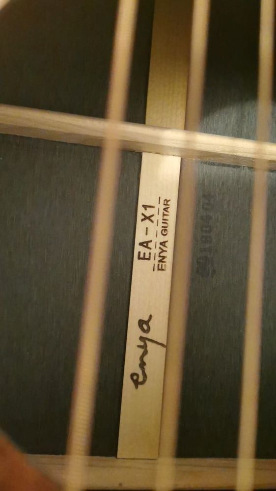 Гитара Enya x-1