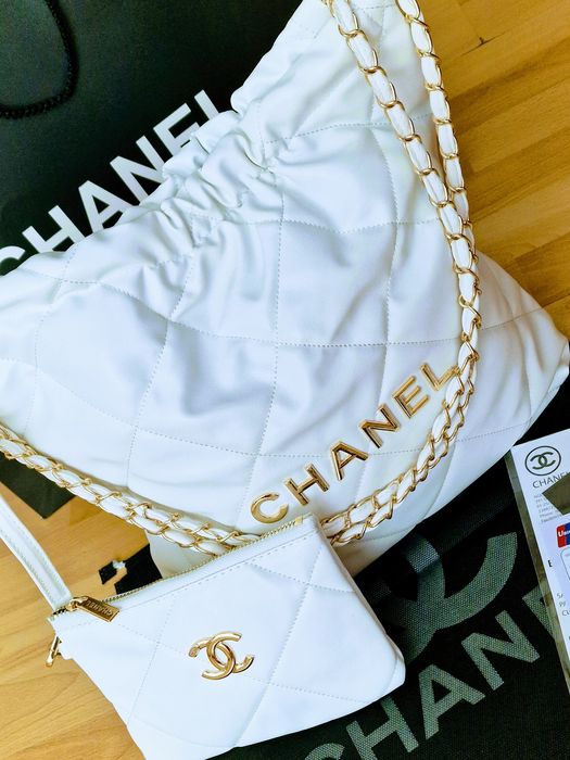 Geanta damă alb imaculat, portofel simplu atasat, saculet, etichetă