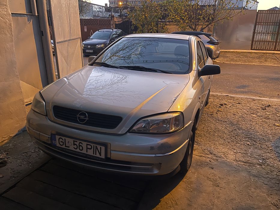 Vand Opel Astra G 3000 lei negociabil