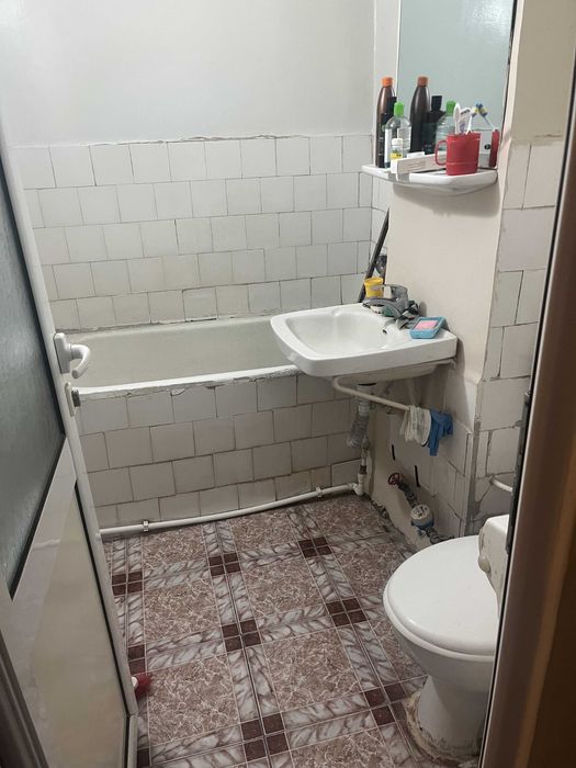 Inchiriez apartament 2 camere