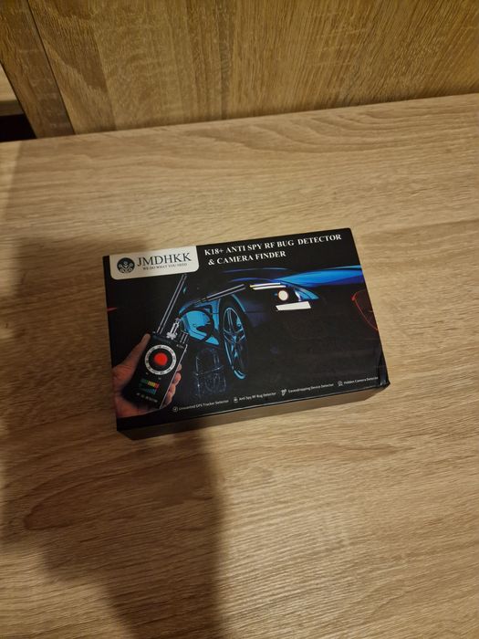 Aparat spionaj , detectat camere