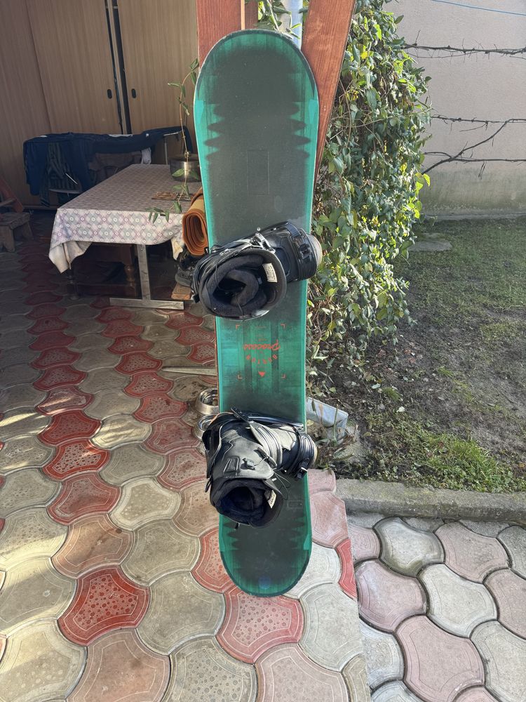 Placa burton 155 cu boots si legaturi