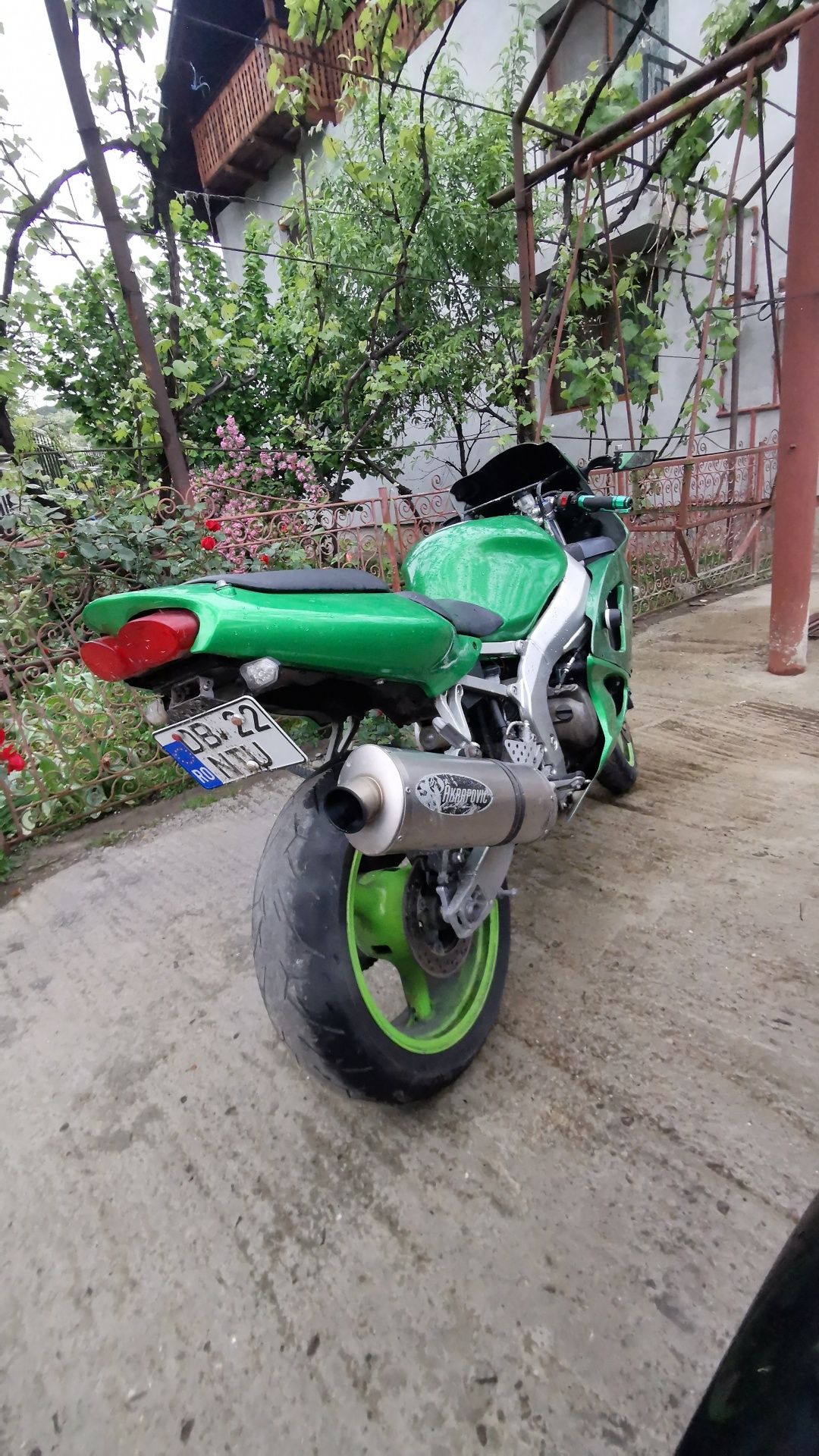 Kawasaki ninja zx6r