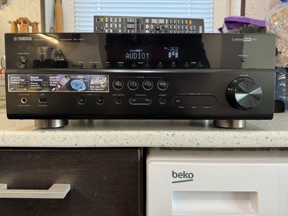 Yamaha RX-V671 resiver