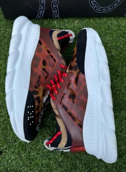 versace chain leopard 44