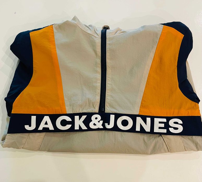 Яке ветровка Jack&Jones / момче / 152 см