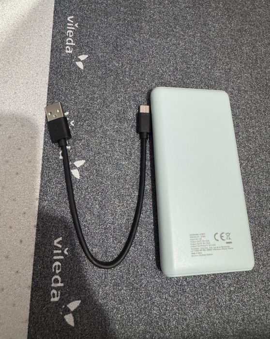 Stick uri, incarcatoare, baterii externe