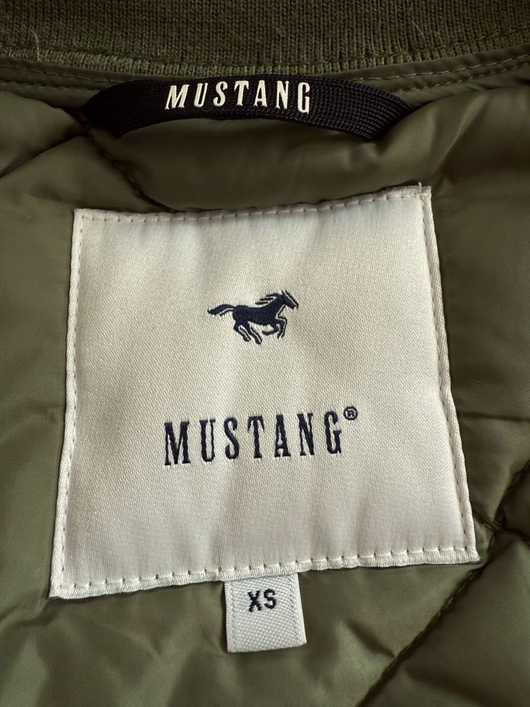 Дамски елек Mustang, XS