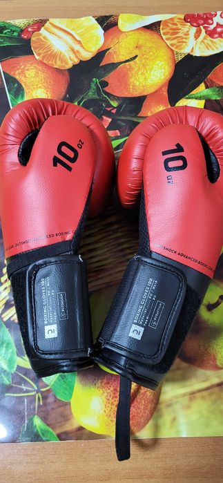 Echipament Kickboxing - mănuși si tibiere