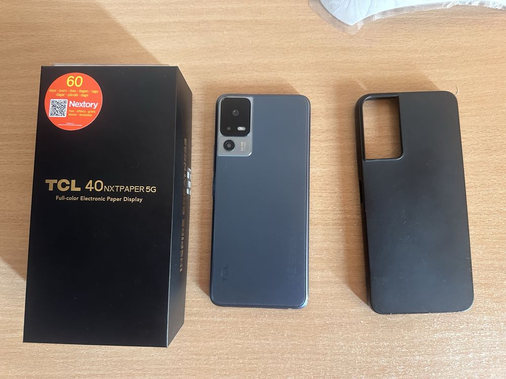 Чисто нов телефон TCL на половин цена
