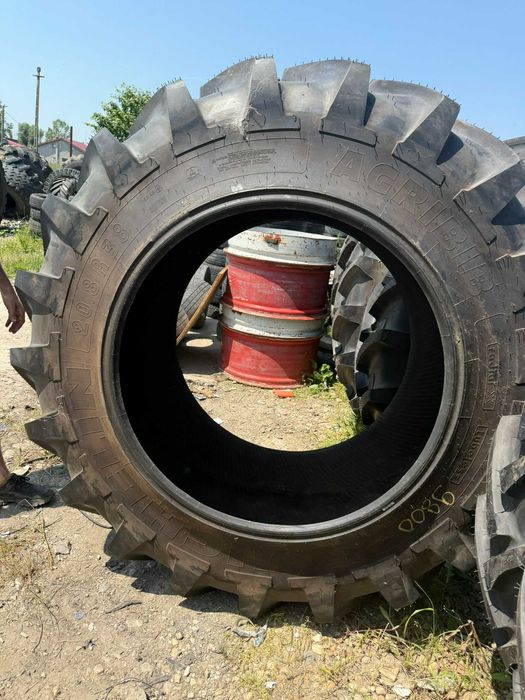 Cauciucuri noi 20.8 r38 Michelin