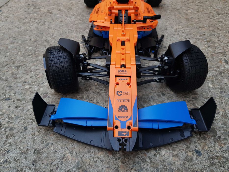 LEGO Technic McLaren Formula One Race Car 42141