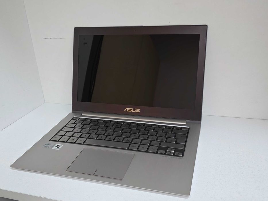 Pachet 3 laptopuri defecte