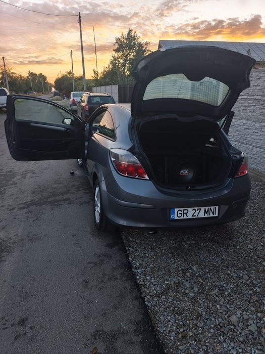Opel Astra 1.9 gtc