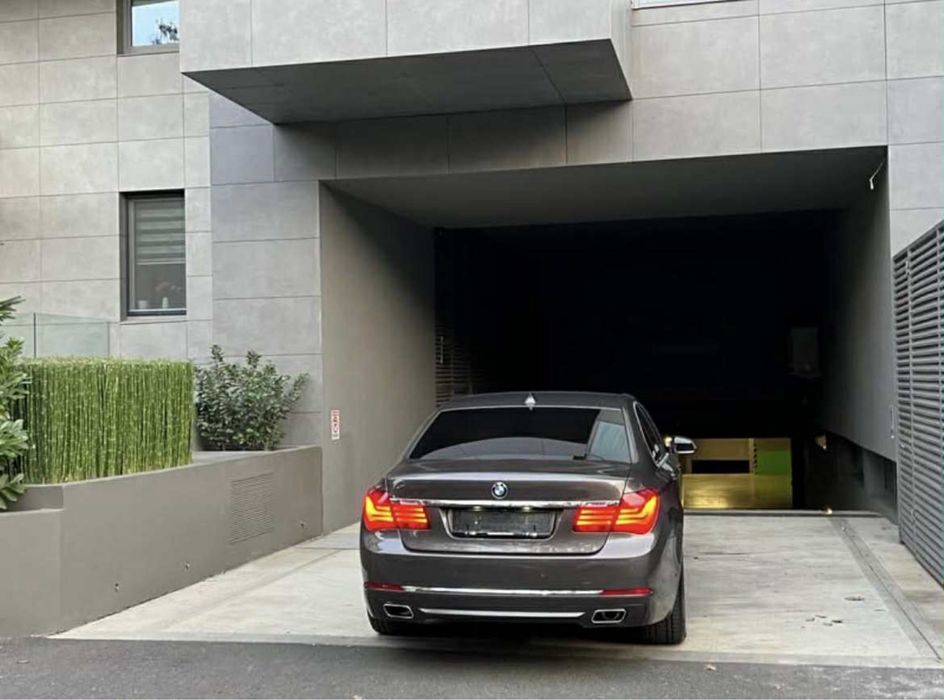 B M W 740d Xdrive (4x4) 313 CP