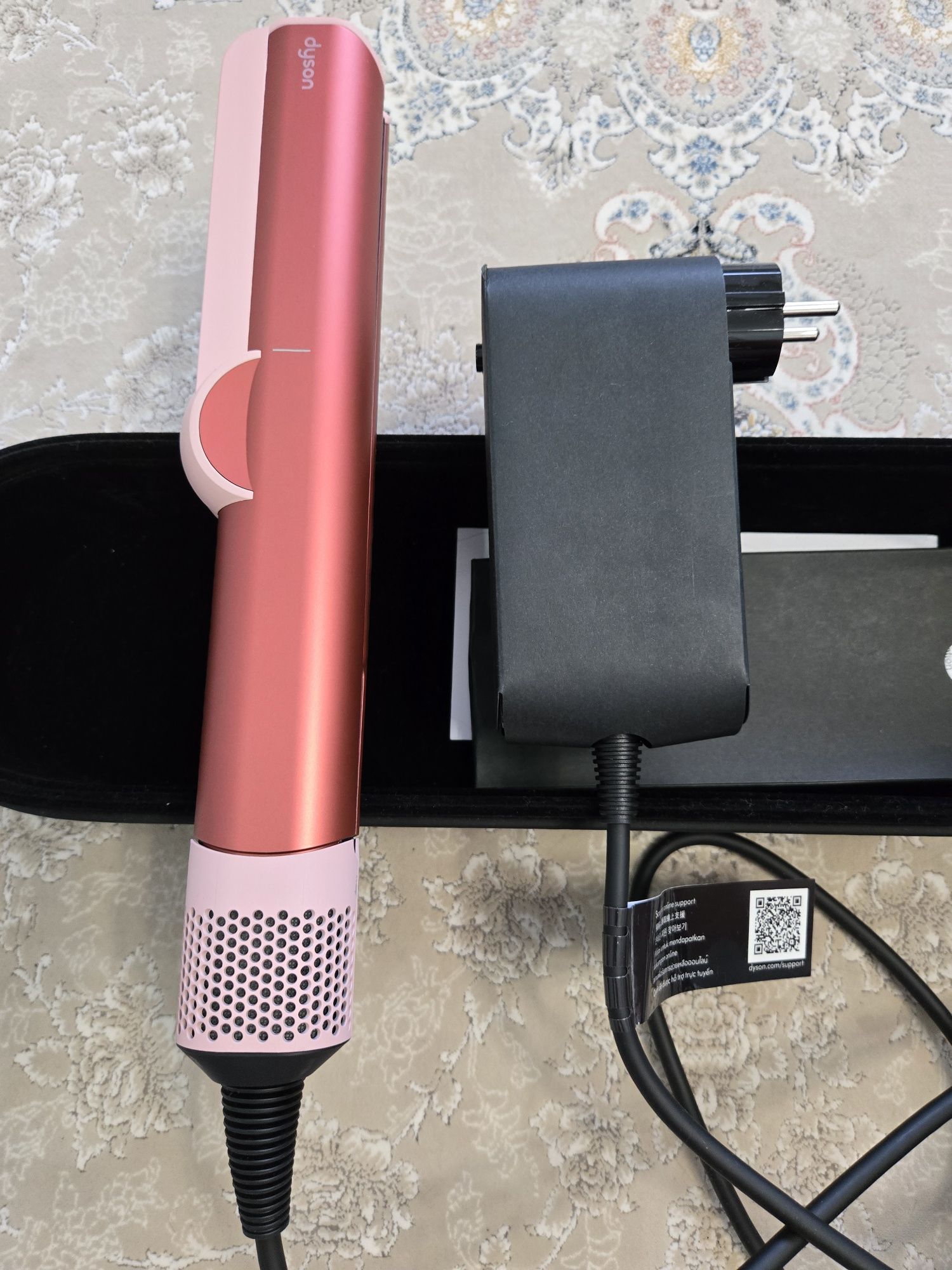 Продается Dyson Airstrait