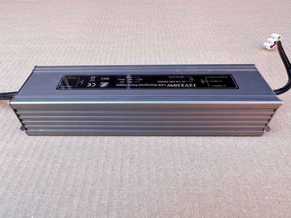 Sursa alimentare alimentator LED 12V DC 20,8A 250W rezistenta la apa
